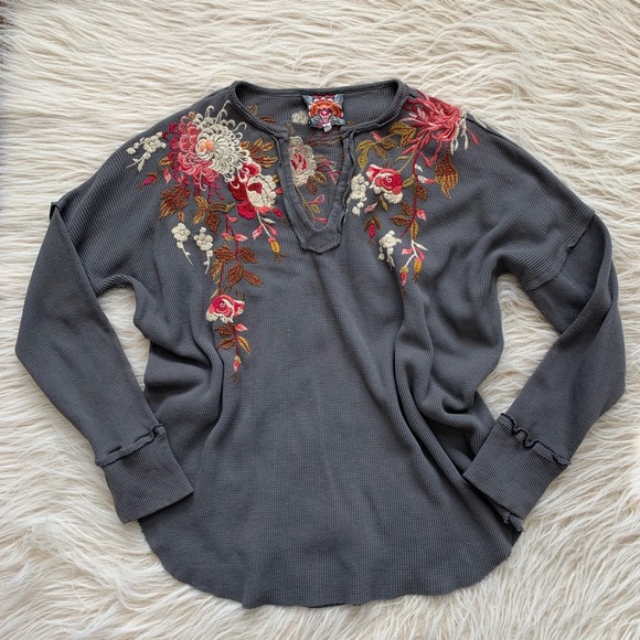 Johnny Was Chrys embroidery thermal top shirt gray - Picture 2 of 8